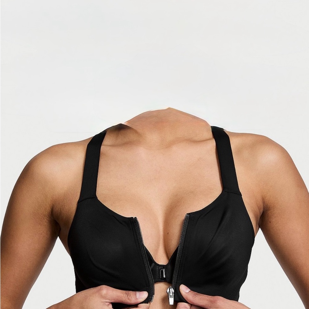 Victoria’s Secret Black Zipper Front Sports Bra maximum support